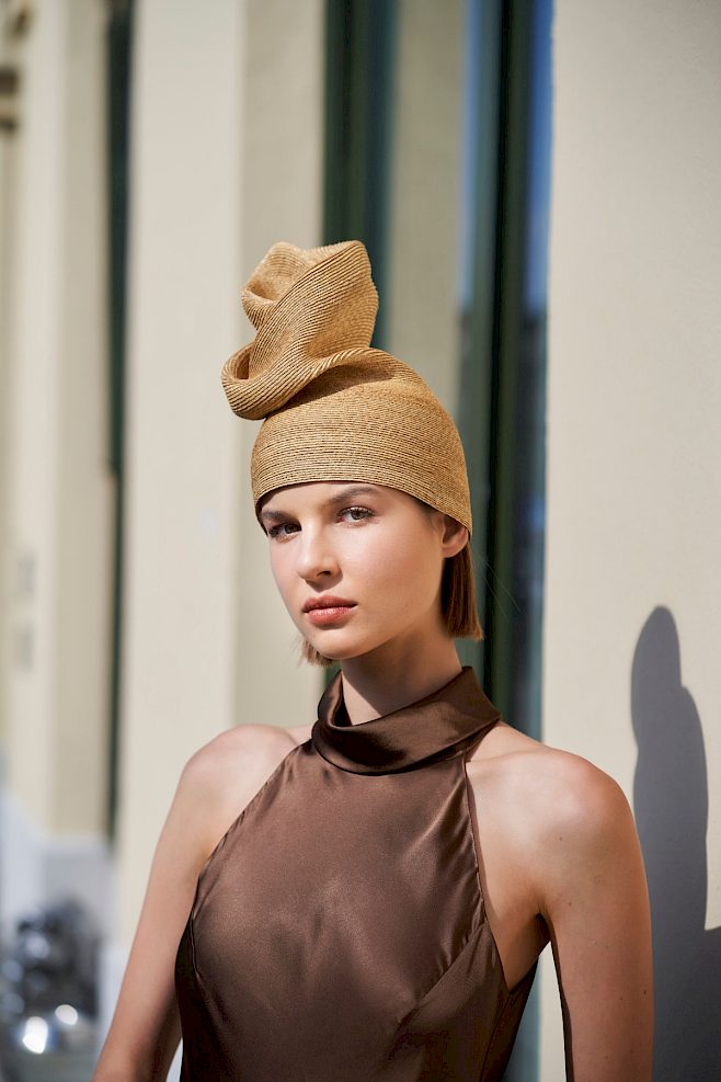 Couture | Turban cap made of Milan straw