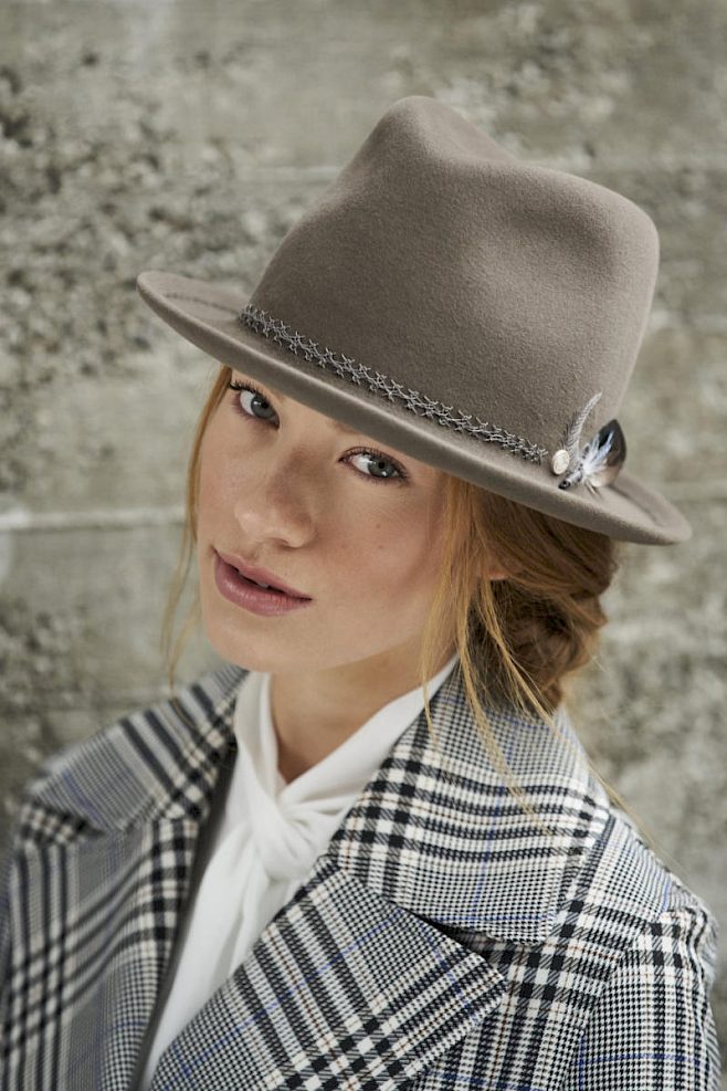 Trilby hat beige collection 2019