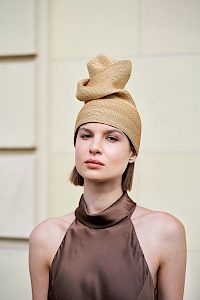 Couture | Turban cap made of Milan straw -  image-4